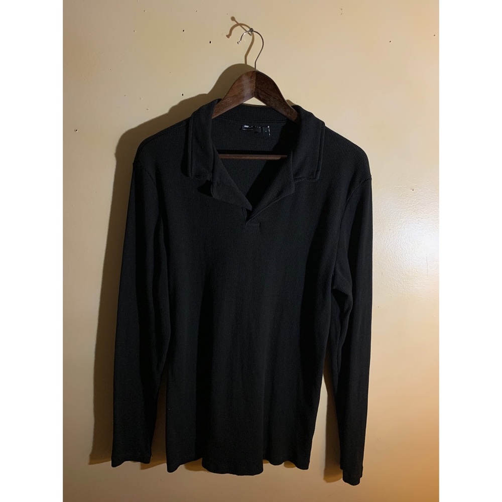 ASOS Men’s Muscle Fit Long-sleeve Collared Shirt (Black)